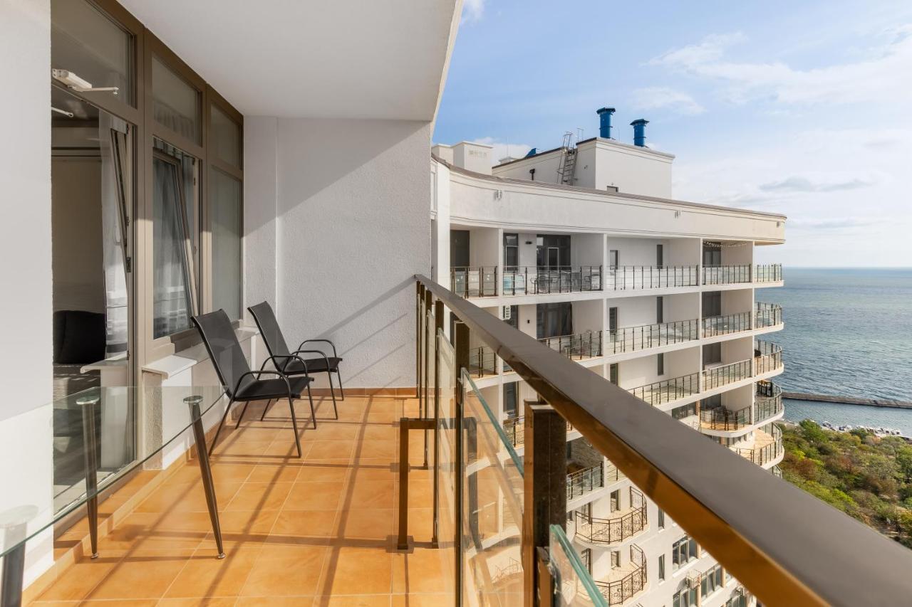Pearl 44 Apartment With Terrace Одесса Экстерьер фото