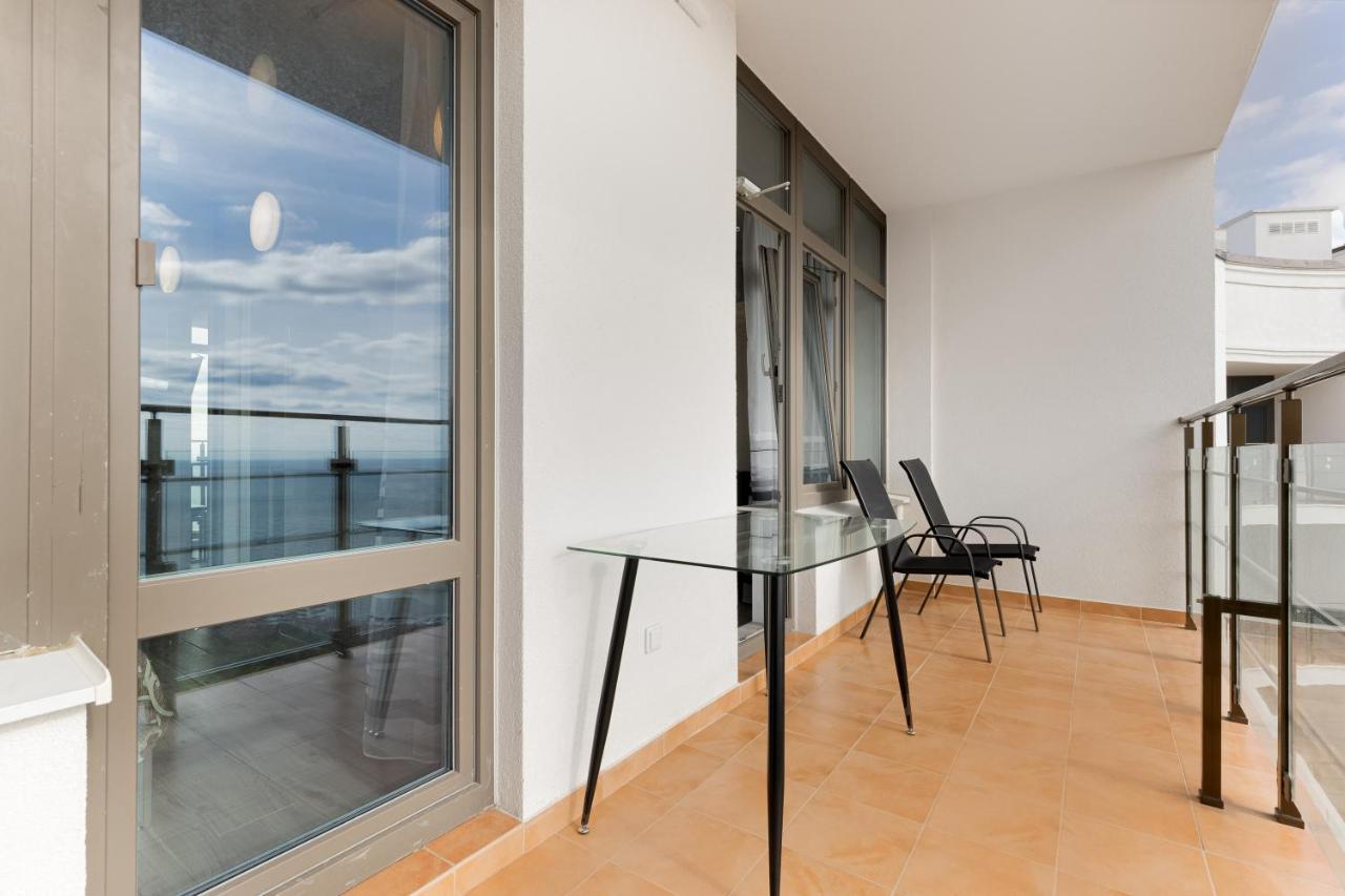 Pearl 44 Apartment With Terrace Одесса Экстерьер фото